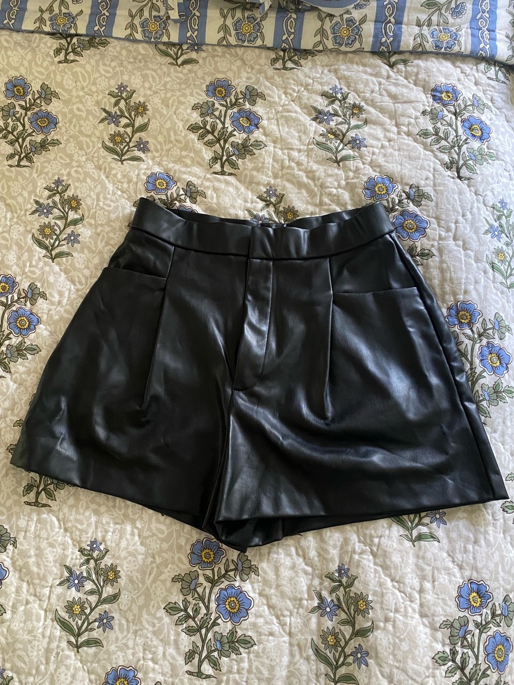 Zara Black Faux Leather High-Waist Women’s Shorts